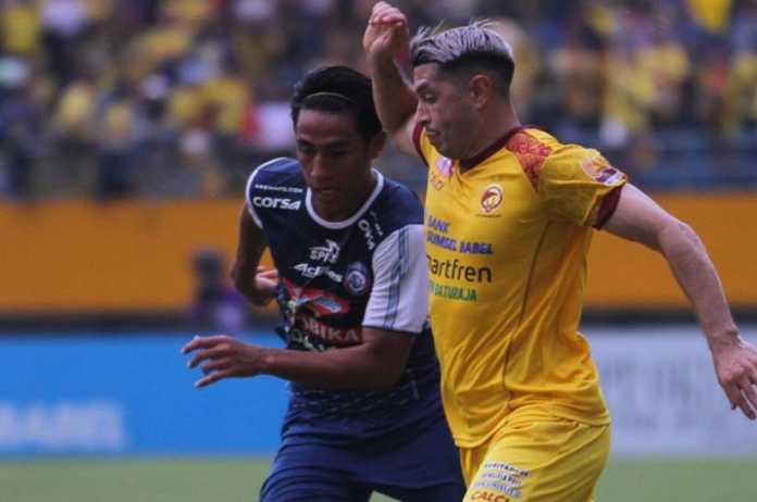 Hubungan Hukum Pemain Sepakbola Dengan Klub : Aset Ataukah Tenaga Kerja?